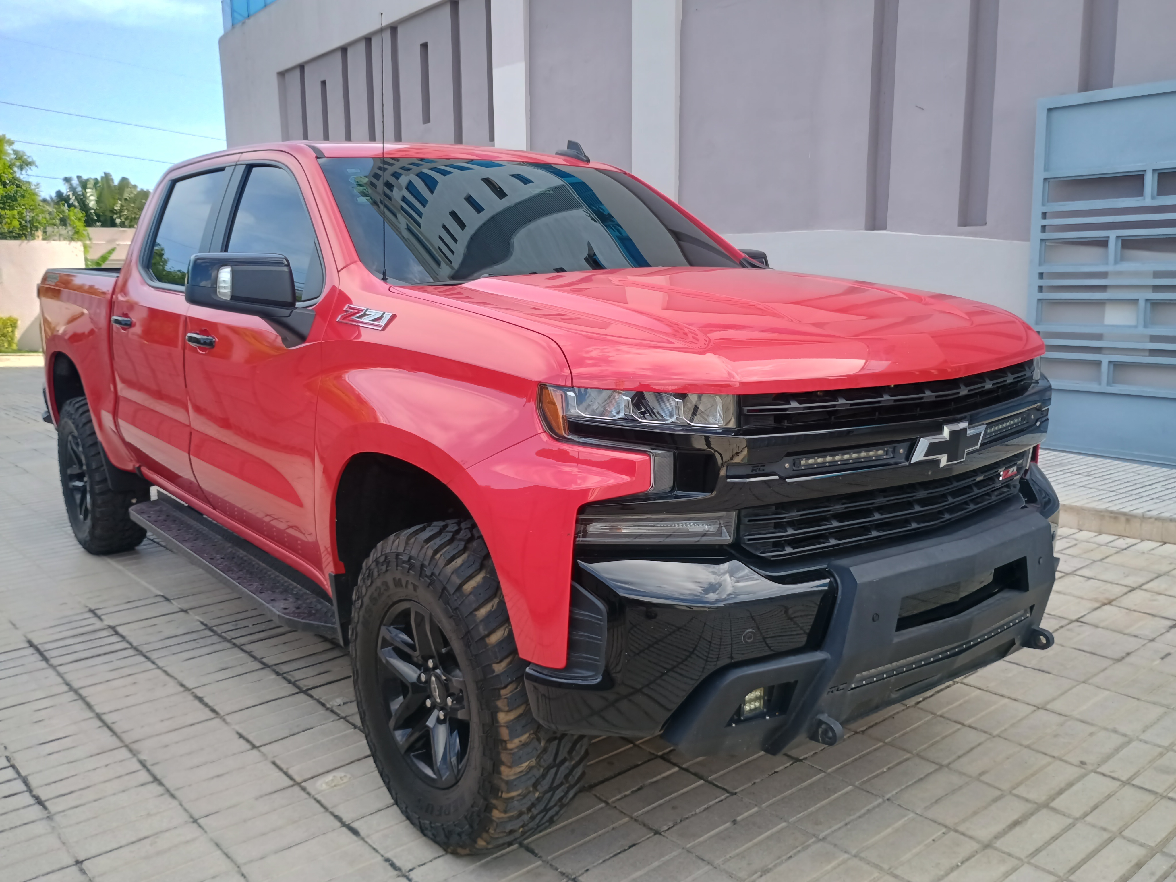 jeepetas y camionetas - Chevrolet Silverado Z71 TrailBoss 2019 0