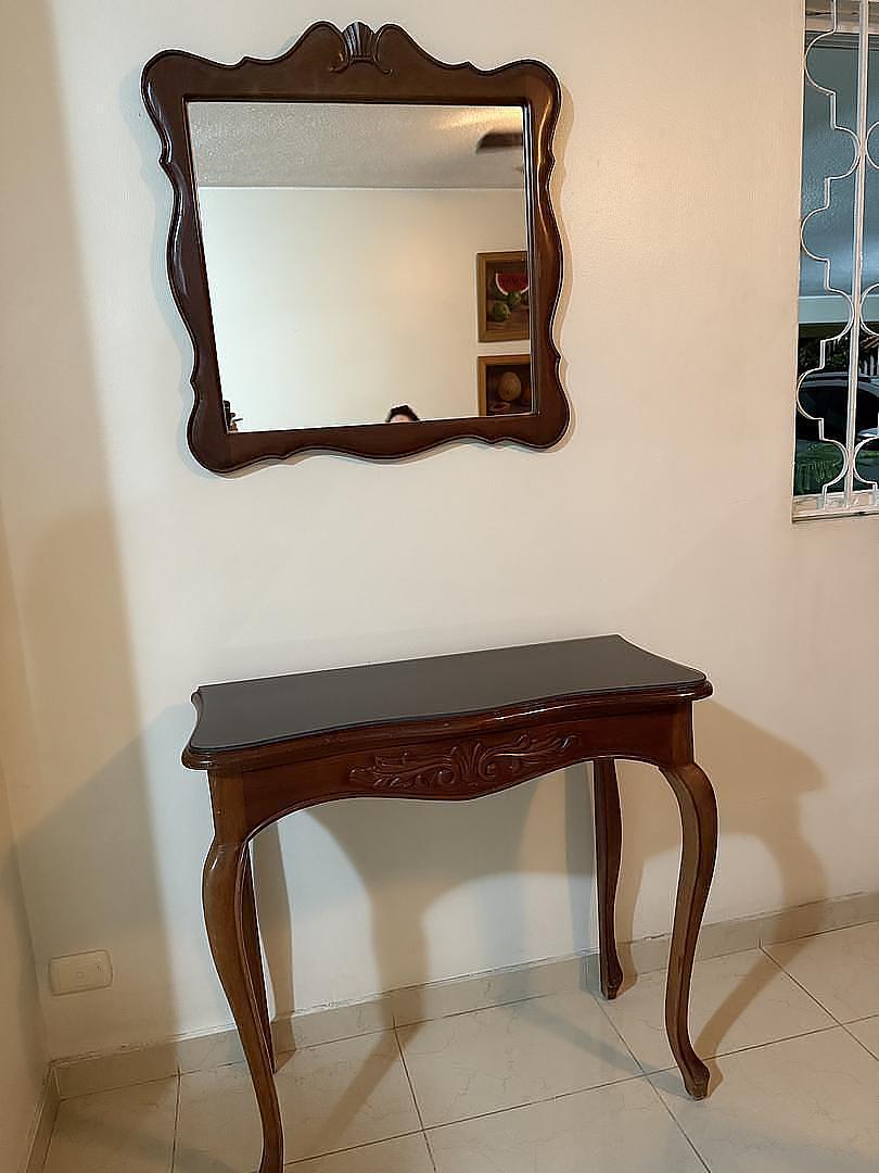 muebles y colchones - Mesa Parson y Espejo de Caoba 0