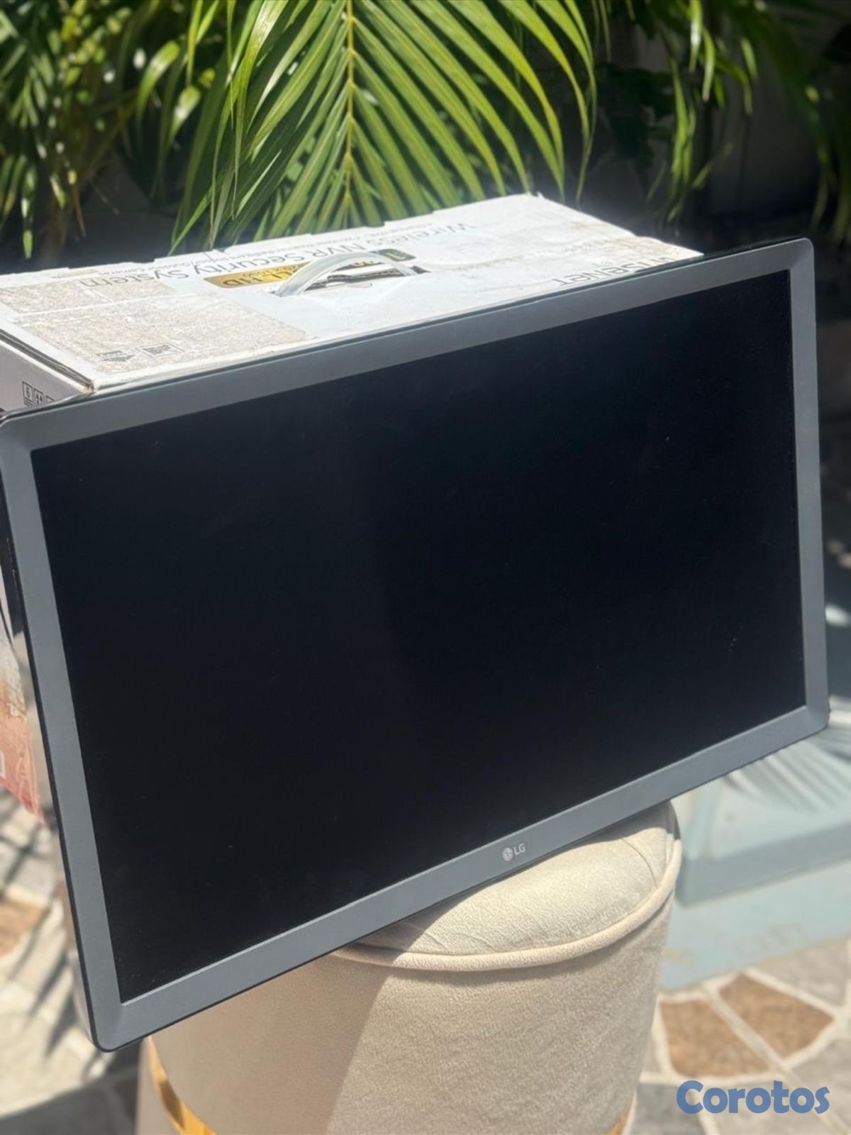 computadoras y laptops - Monitor LG 24 pulgadas  7