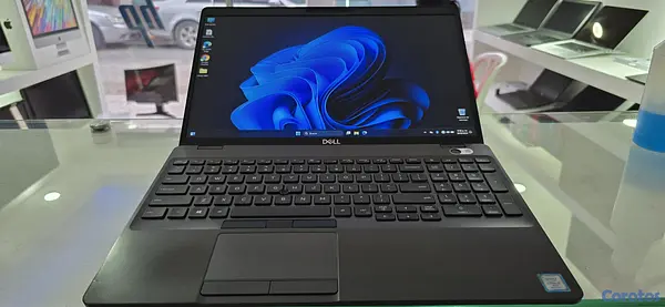 computadoras y laptops - Dell 5500 17 Pulg Core i7 8va Ram 16gb ddr4 Disco 1tb ssd Video 8gb 2