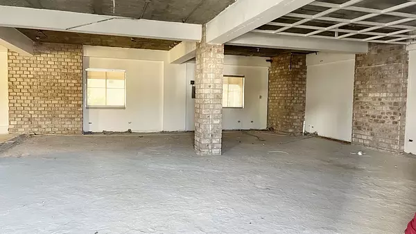 oficinas y locales comerciales - Local céntrico en Gazcue  8