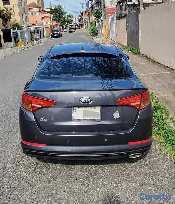carros - Kia k5 año 2013  3