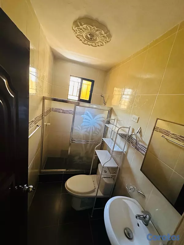 casas - CASA EN VENTA  EN SANTIAGO DE LOS CABALLEROS EN LA URBANIZACIÓN REAL  8