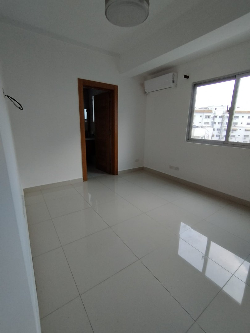 apartamentos - VENDO OPORTUNIDAD CON LINEA BLANCA EN TORRE MODERNA 