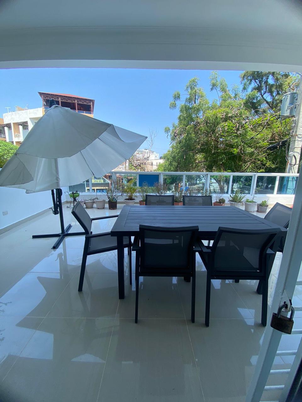 apartamentos - Vendo apartamento en Miramar 