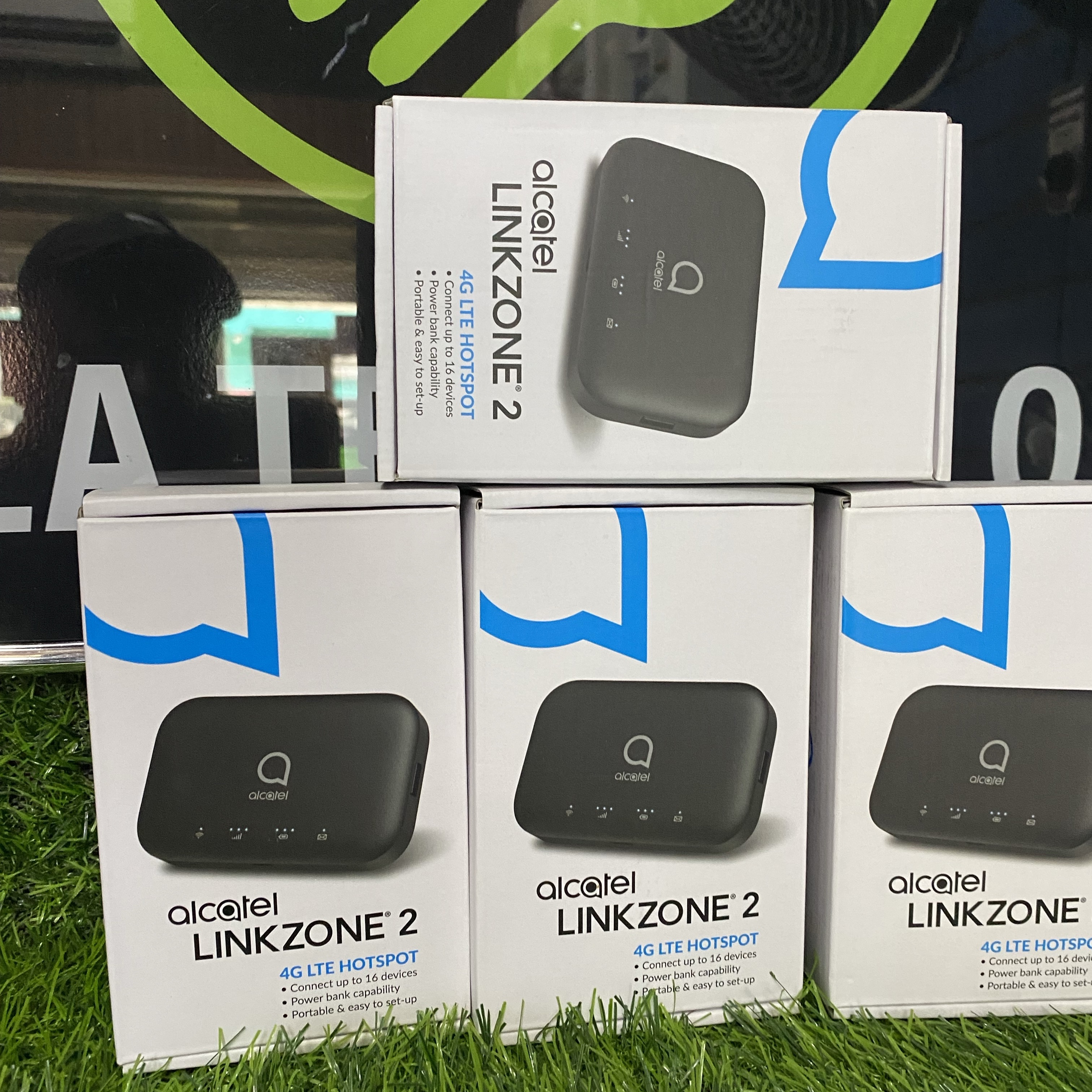 otros electronicos - ALCATEL LINKZONE® 2   Mobile WiFi Hotspot 4G LTE   1