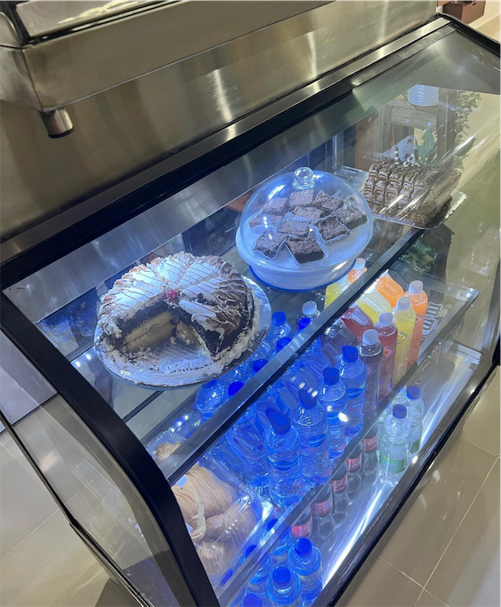 servicios profesionales - Vitrina Fría ❄️ 🎂 43” de Fábrica 0