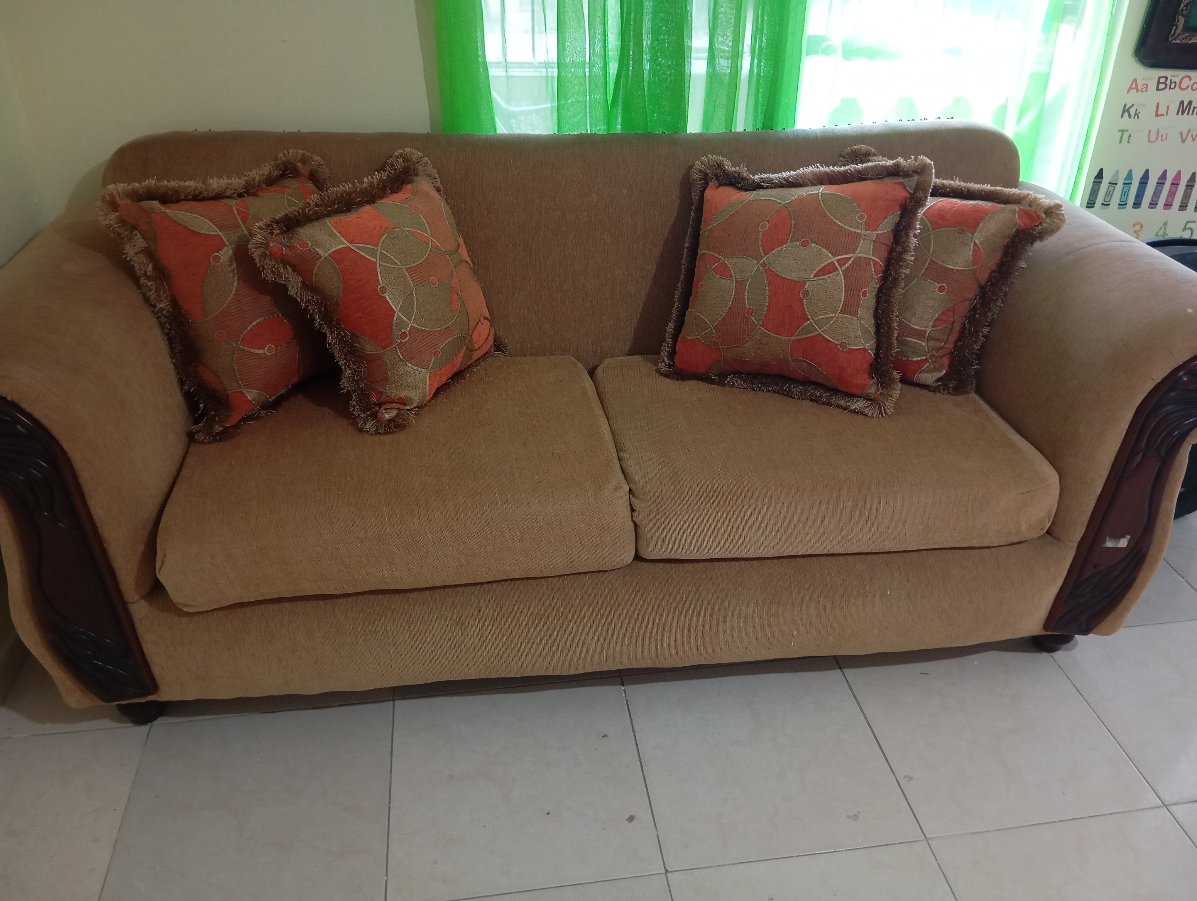 muebles y colchones - Vendo nuevos en caoba usado como nuevos  0
