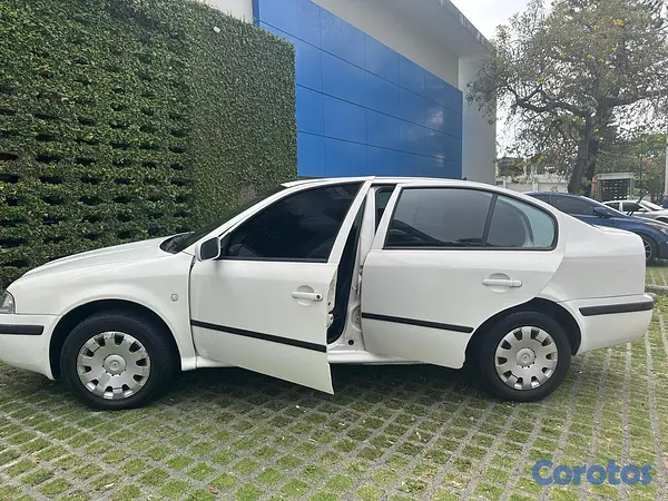 carros - Skoda Octavia Tours 2008 15