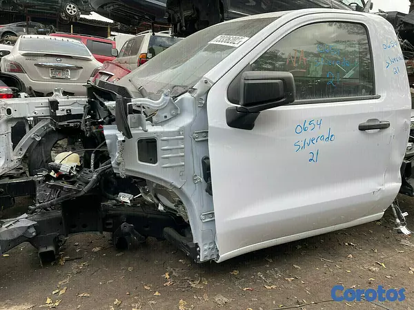 repuestos - Puerta Izquierda Chevrolet Silverado (2019-2022) - Original / Impecable 3