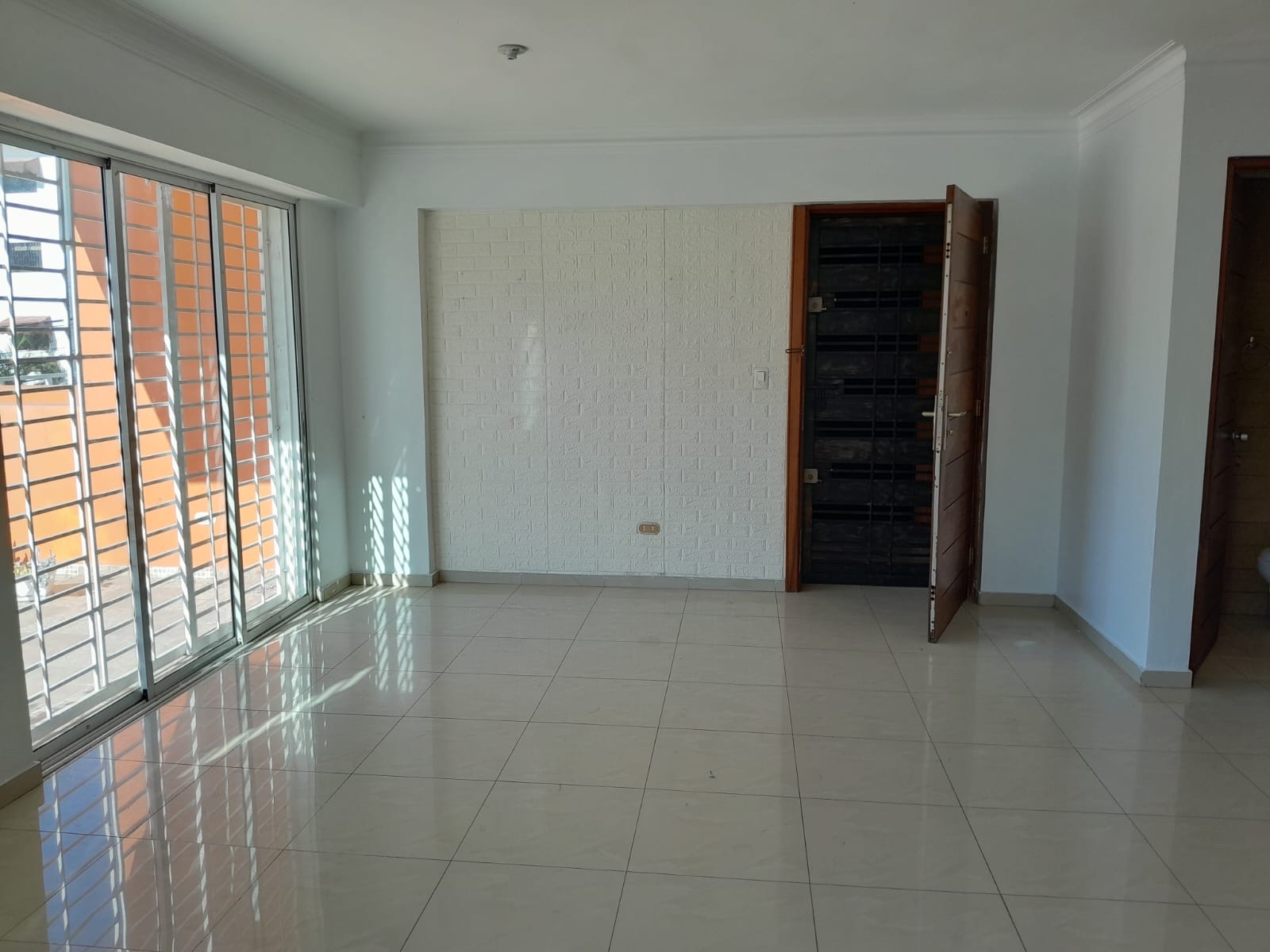 apartamentos - hermoso apartamento en una zona céntrica en el millón  1