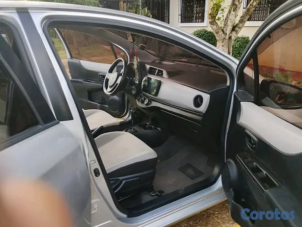 carros - Toyota Vitz, se vende. 3