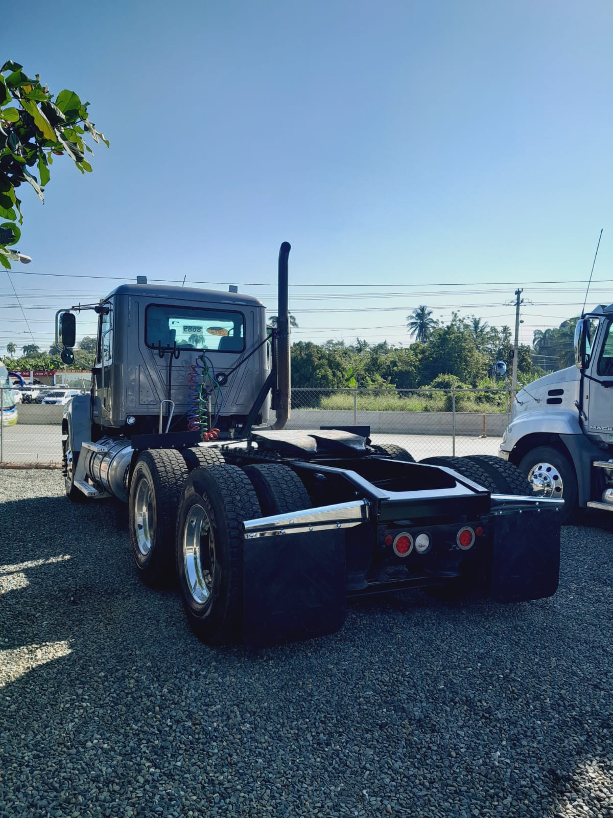 camiones y vehiculos pesados - MACK PINNACLE AÑO 2012 4