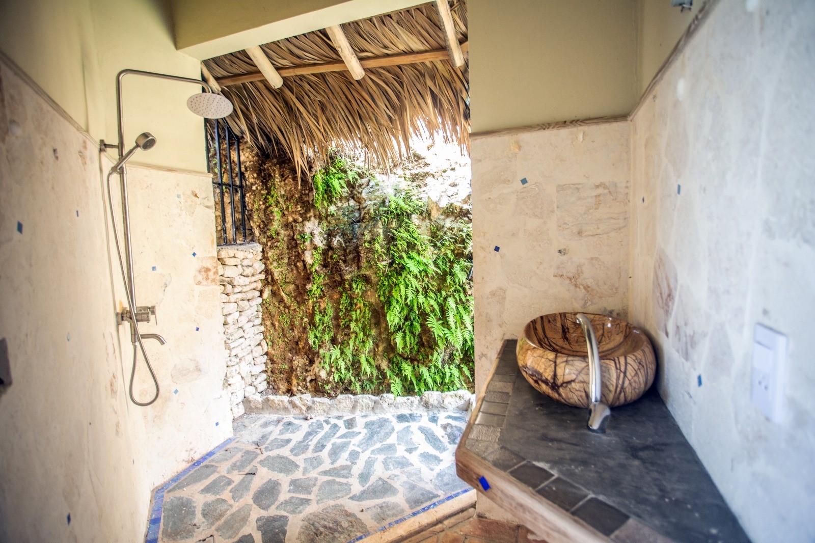 casas vacacionales y villas - VENTA DE VILLA EN CABRERA PROXIMO A LA PLAYA  8