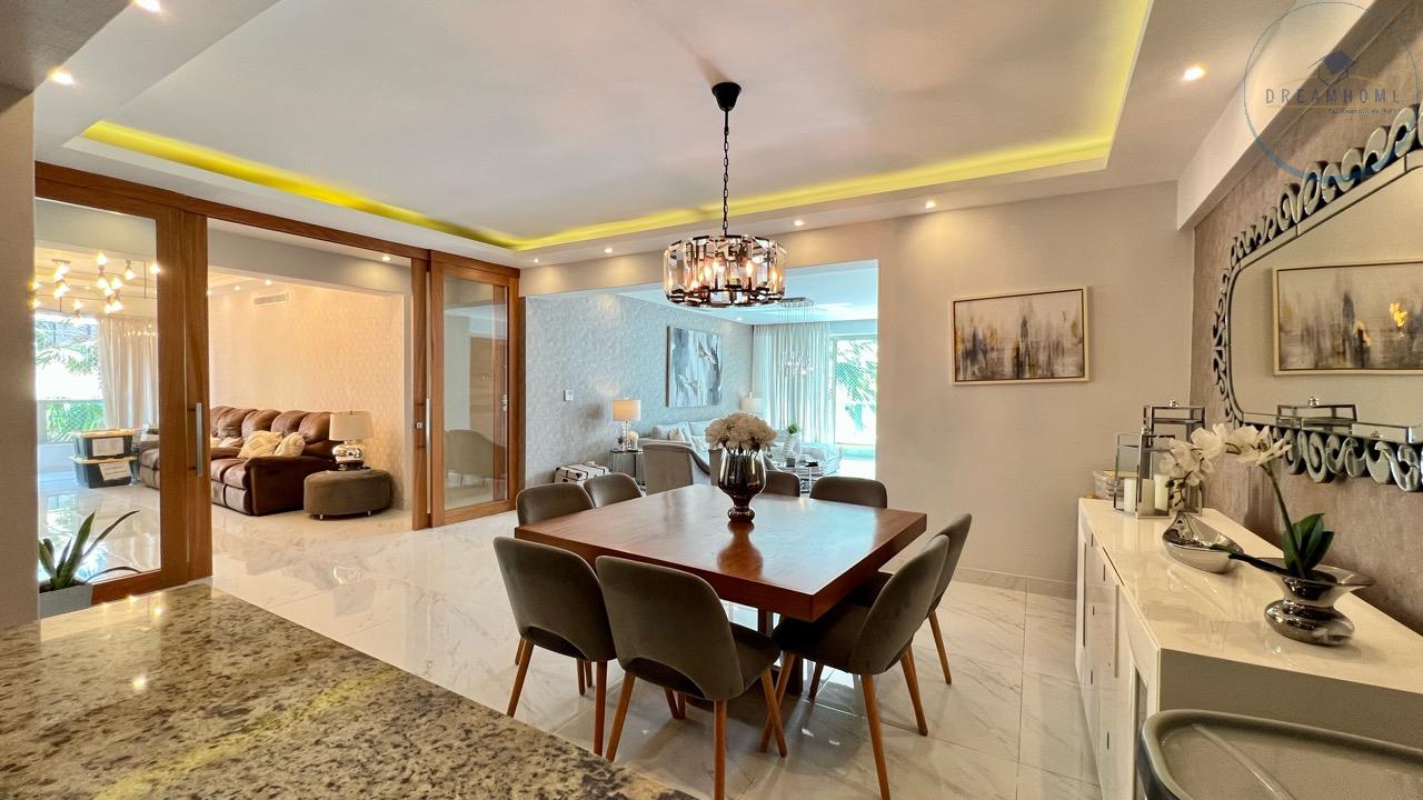 apartamentos - Un Espacioso Apartamento de 202 M² con 3 Habitaciones ID 3252