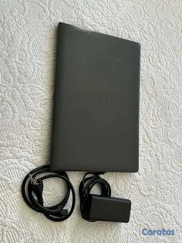 computadoras y laptops - Vendo Laptop Dell Latitude 3440 Soft Charcoal 3