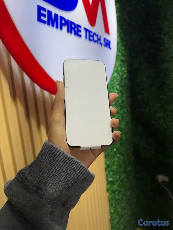celulares y tabletas - Vendo IPhone 12 normal 64gb 🔥Factory con gantantia nuevo, fuera de caja. 4