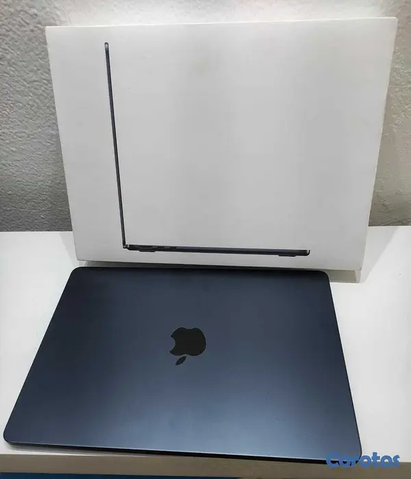 computadoras y laptops - Laptop Apple MacBook Air 13.6" 2024, M3, 8GB RAM, 256GB SSD, CPU 8, GPU 8, Nueva 3