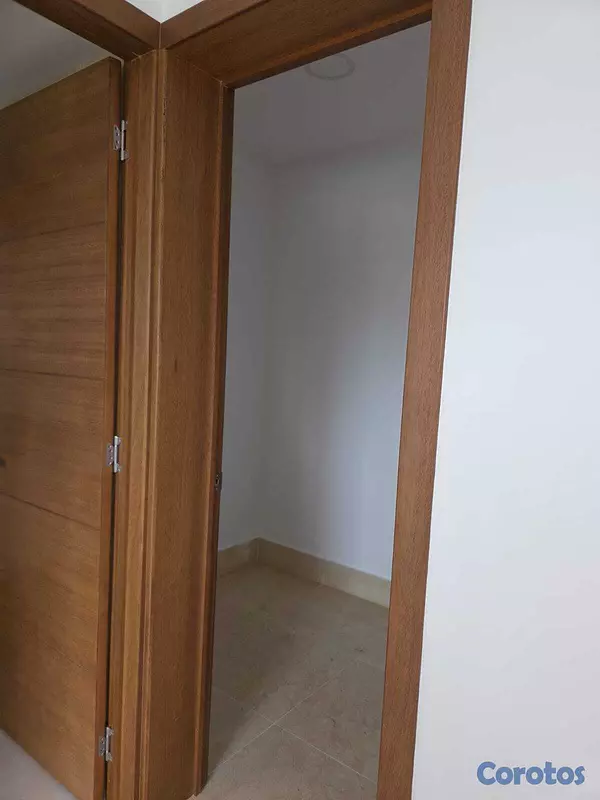 apartamentos - CACICAZGOS VENDE 2DA CON TERRAZA EXCLUSIVA TORRE  UBICACIÓN UNICA 12