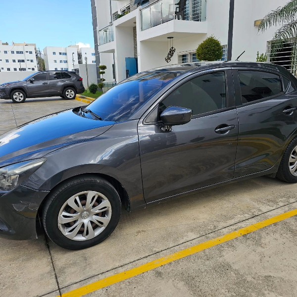 carros - Mazda demio 2017 4