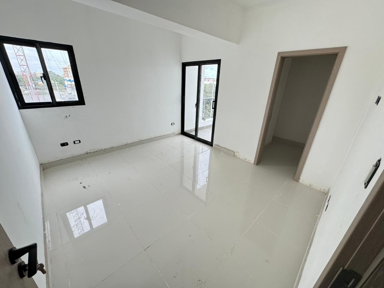 apartamentos - Apartamentos Nuevos en Venta
LA JULIA
USD 148,000.00 Piso 4C
USD 152,000.00 Piso 9