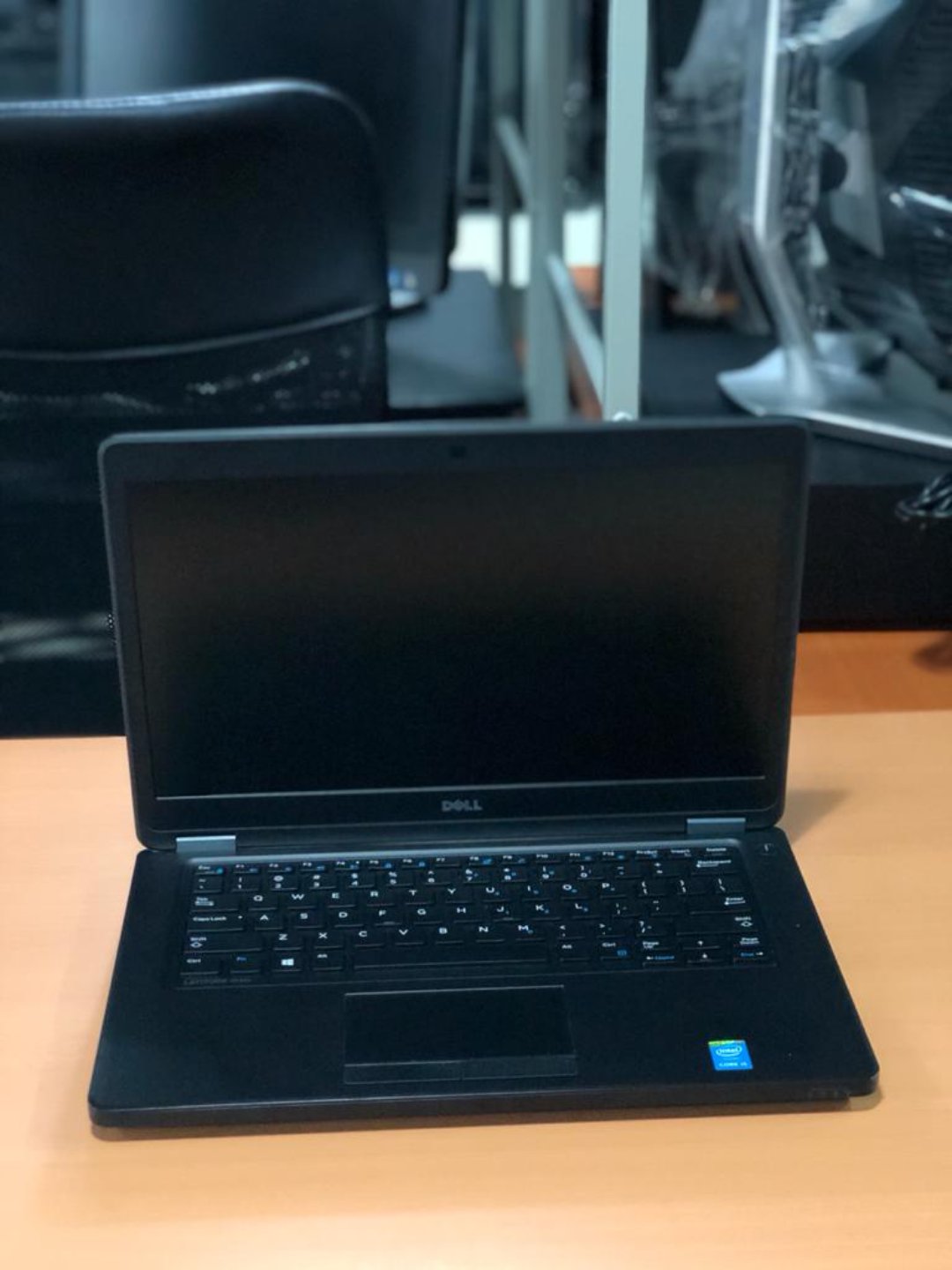 computadoras y laptops - LAPTOP DELL LATITUDE 5470 I5-6TH 1