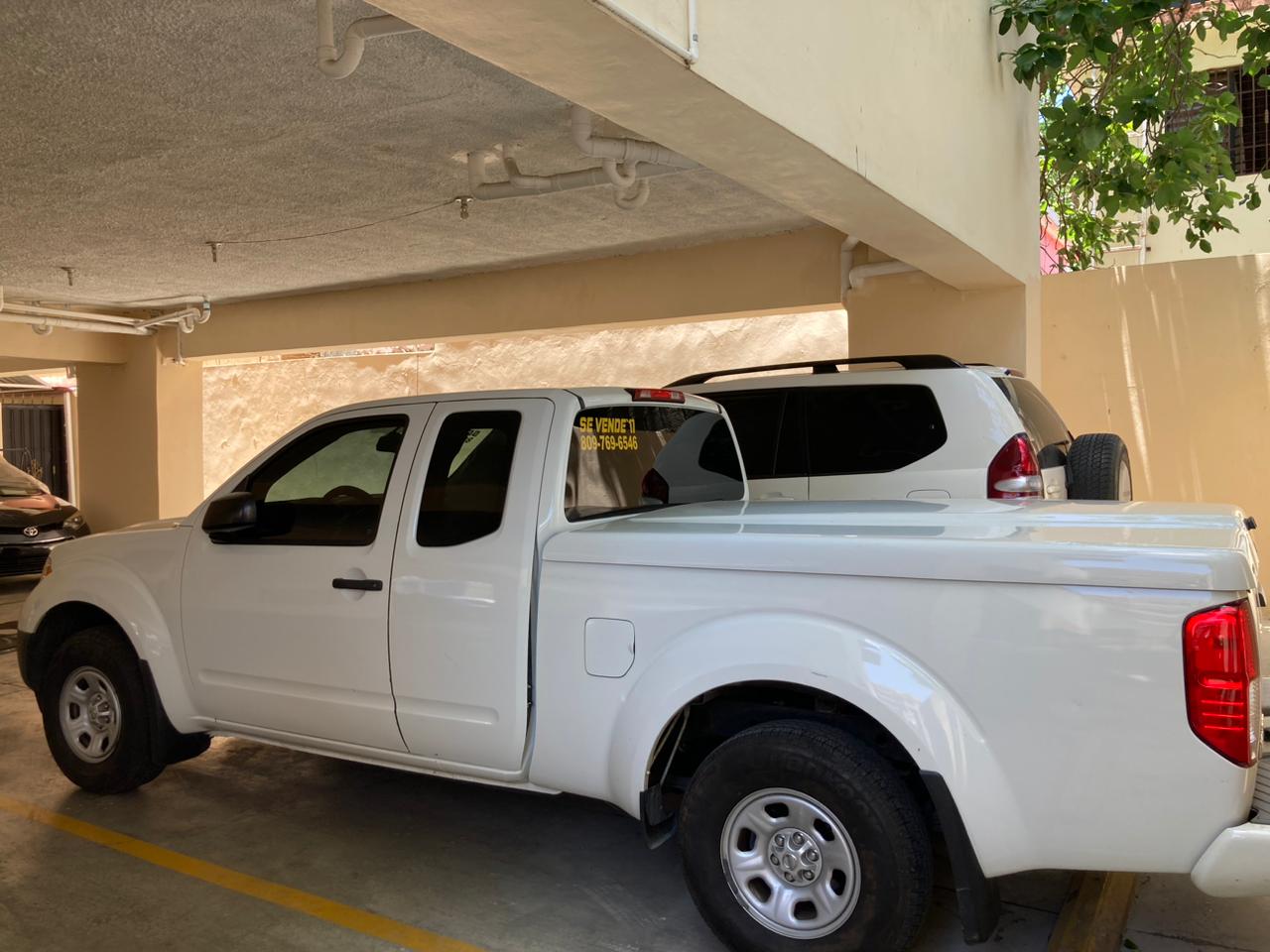 jeepetas y camionetas - 2017 Nissan Frontier como nueva