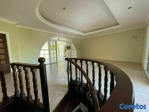 casas - Mansión De 3 Niveles En Zona Exclusiva De Los Ríos 9