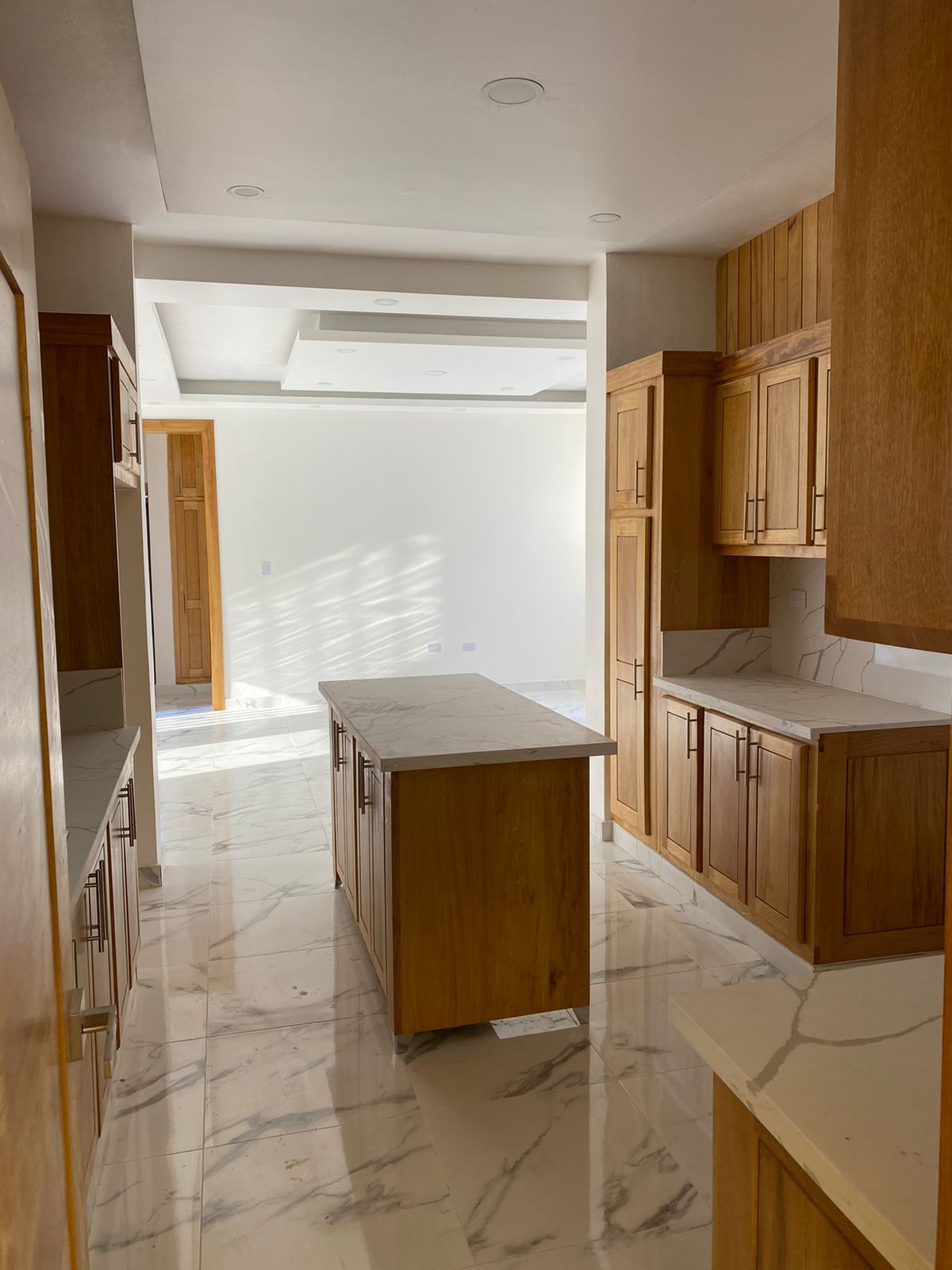 casas - casa de un nivel con piscina en lugar tranquilo  6