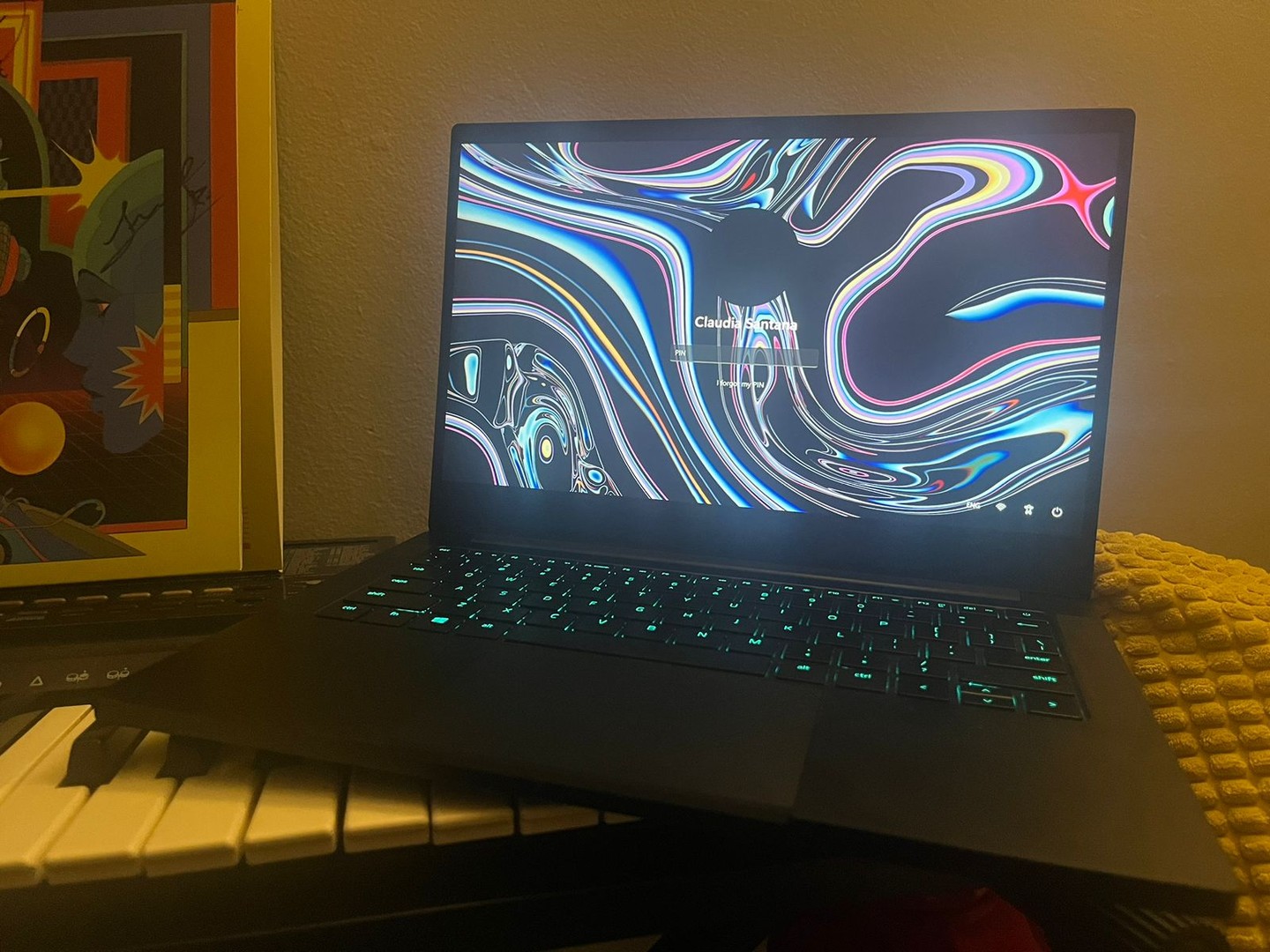 computadoras y laptops - LAPTOP GAMER RAZER BLADE 13" 4K (2020)