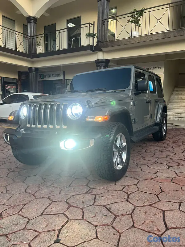 jeepetas y camionetas - Jeep Sahara 2021 7