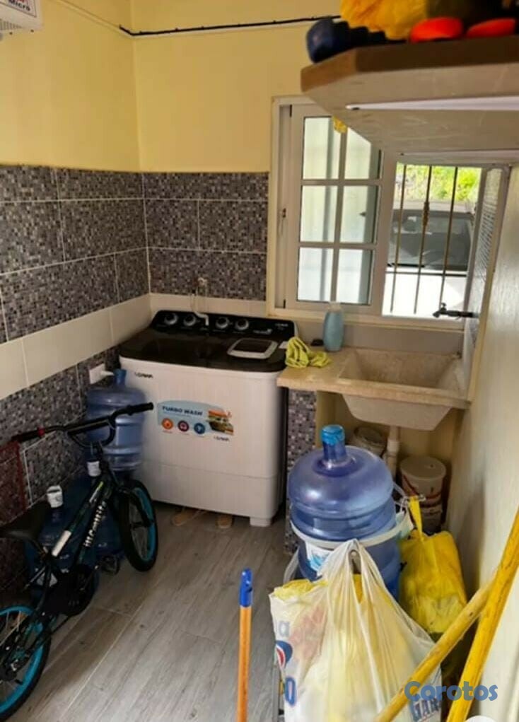 casas - VENDO CASA EN EL KM14 AUTOPISTA DUARTE   6