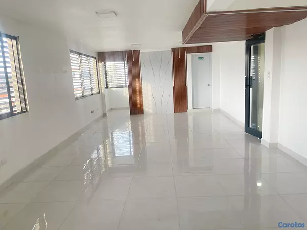 oficinas y locales comerciales - Alquiler local en el mirador  4