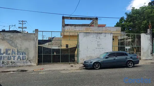 solares y terrenos - TERRENO PARA LA VENTA A 1 MINUTO DE IBERIA, EN LA ROMANA 6