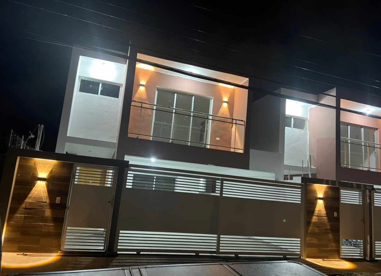 casas - Venta de casa en la autopista de san Isidro Santo Domingo este 0