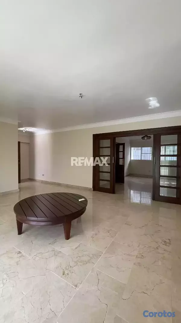 apartamentos - ESPACIOSO apartamento en alquile en EVARISTO MORAL 3