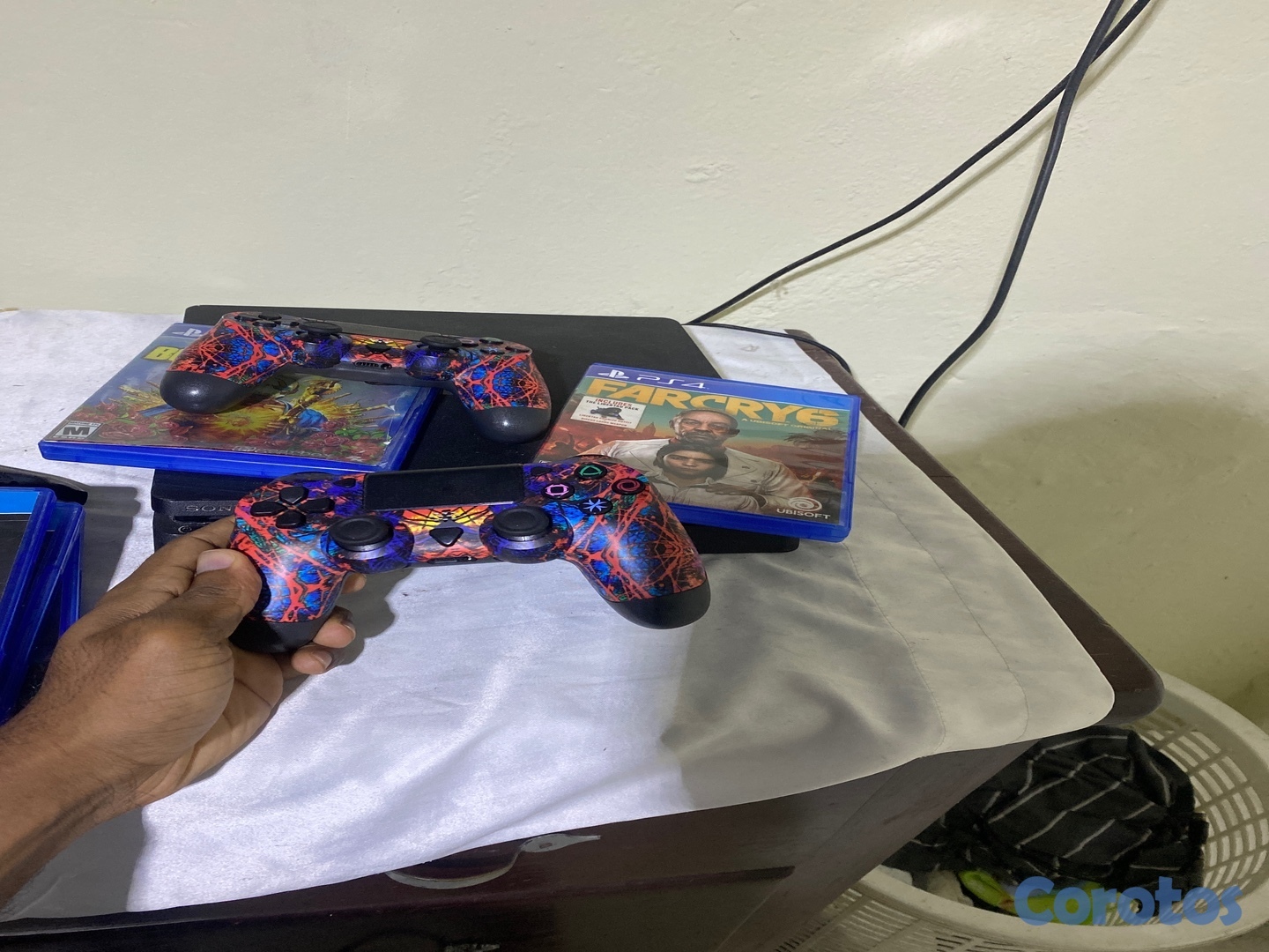 consolas y videojuegos - PS4 Slim 1 Tera 3