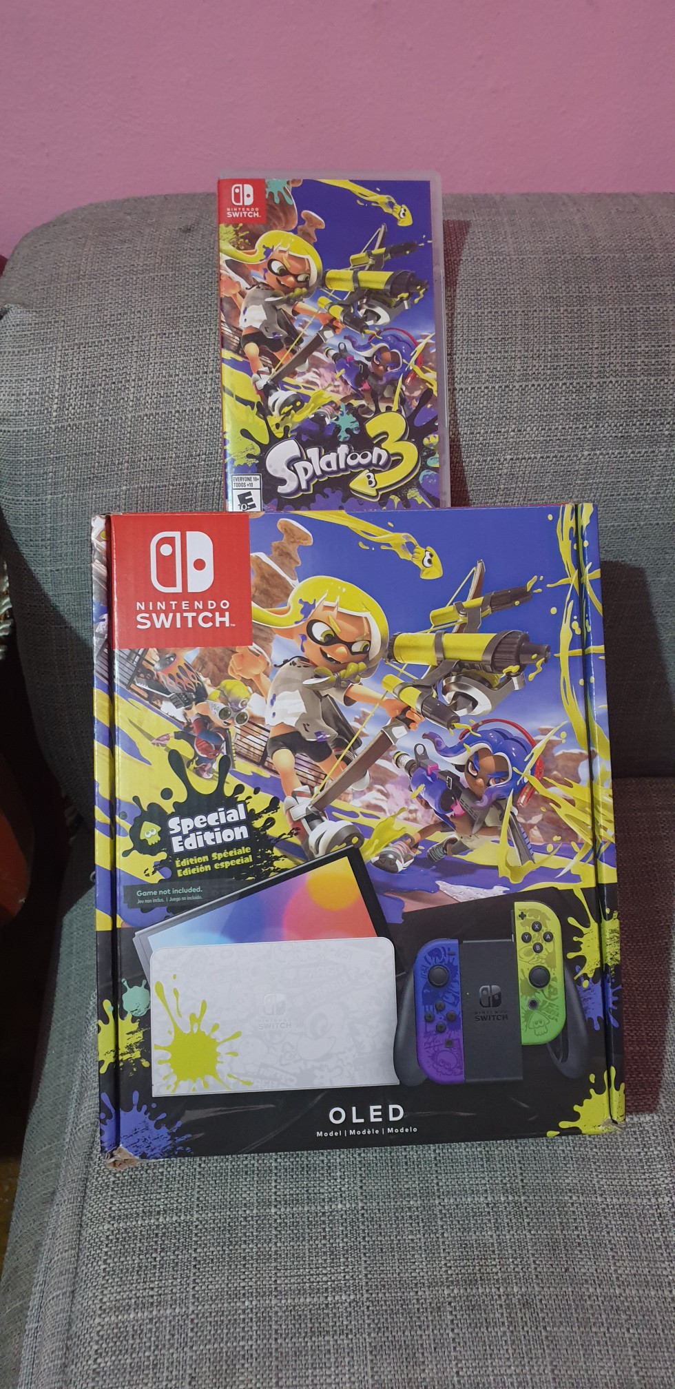consolas y videojuegos - Nintendo switch oled edición de splatoon+ el juego de splatoon 3. Full nueva