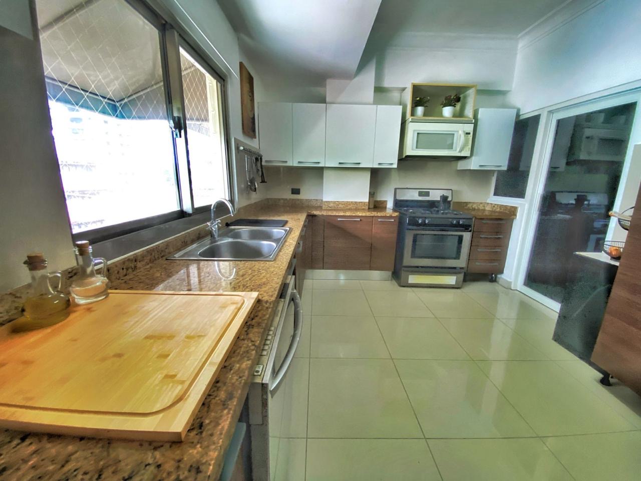 apartamentos - Vendo apartamento en los cacicazgos tres hab con b 7