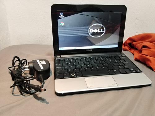 computadoras y laptops - Mini Laptop Dell  1.66/1gb/160gb/10.1Plg./Camara Usada Buen estado
