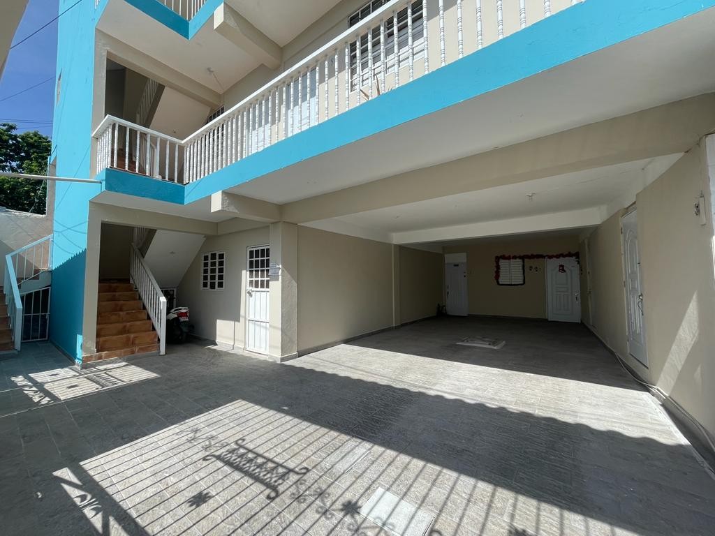 otros inmuebles - Atención inversionistas Vendo edificio de apartamentos en Gurabo recien remodela 5
