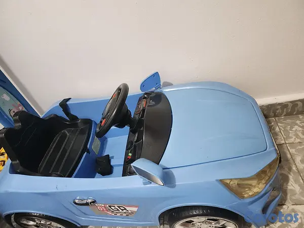 juguetes - Carro y triciclo  2