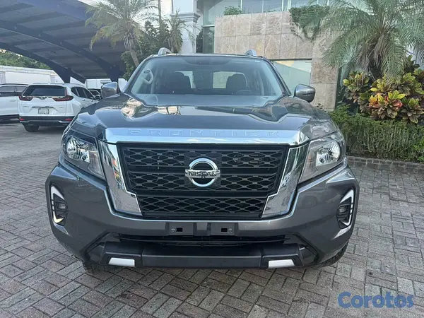 jeepetas y camionetas - Nissan frontier xe 2023 5
