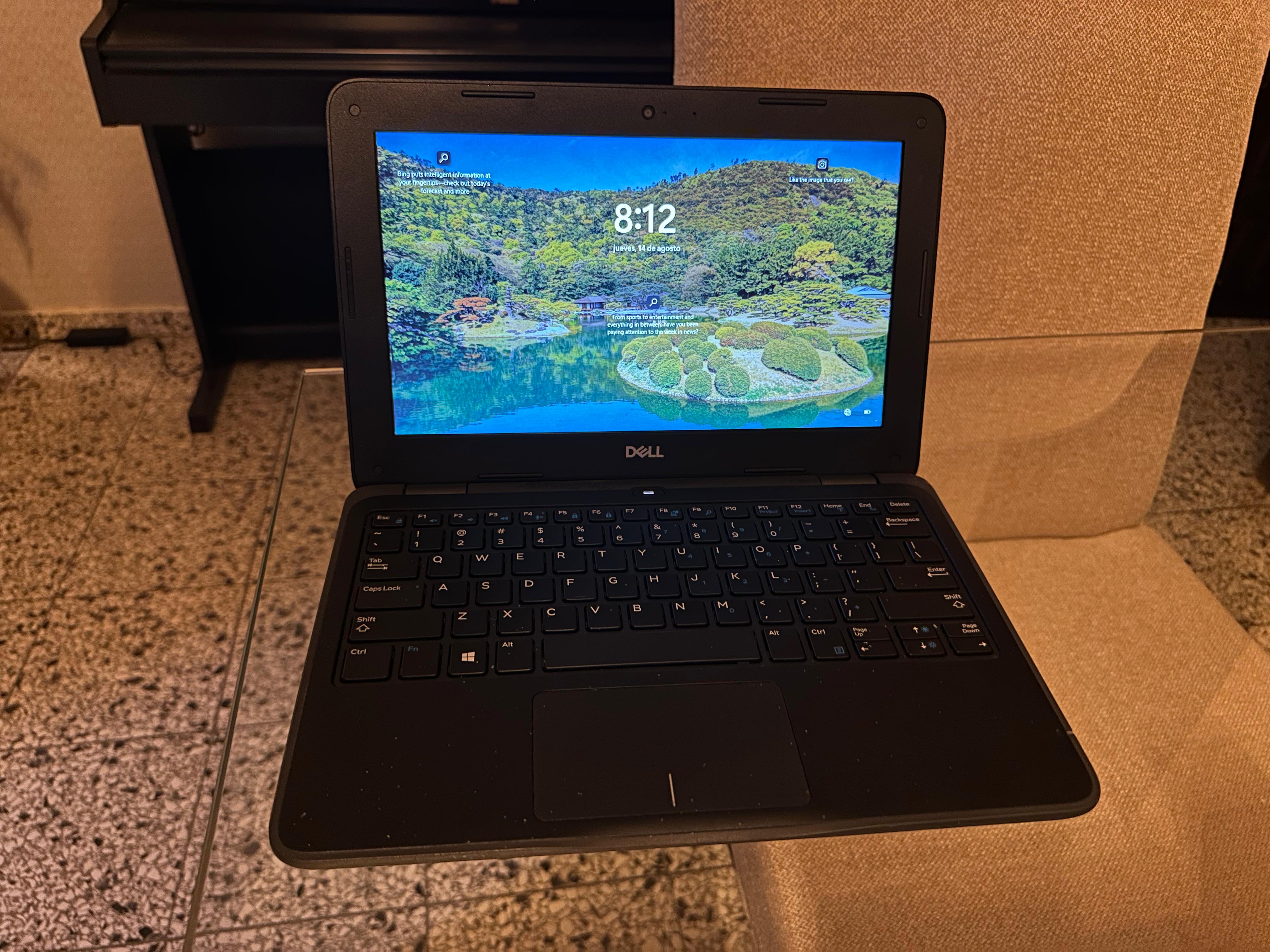 computadoras y laptops - Laptop SSD – Dell Latitude 3190 ideal para clases 2