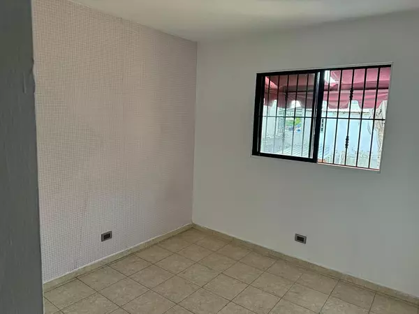 apartamentos - Vendo apartamento en Alma Rosa, 3er piso  4