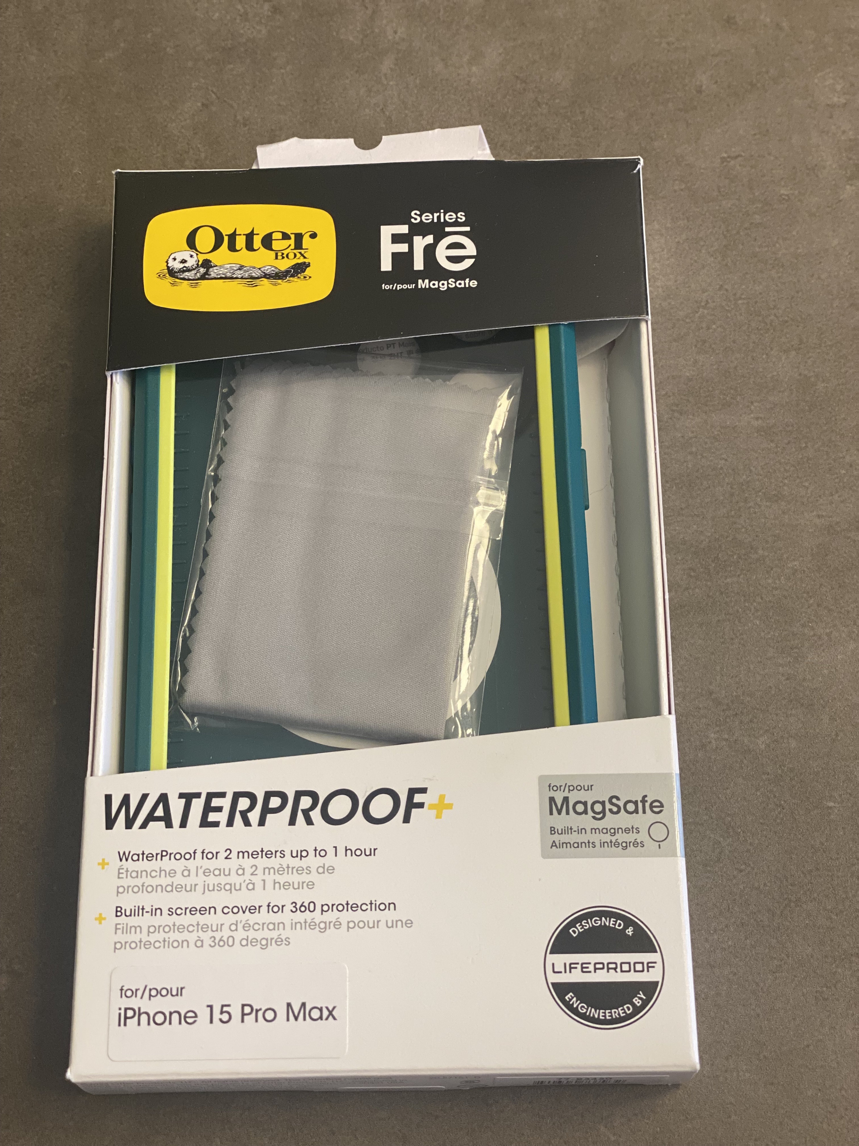 accesorios para electronica -  Funda OtterBox Fre Series para iPhone 15 Pro Max
