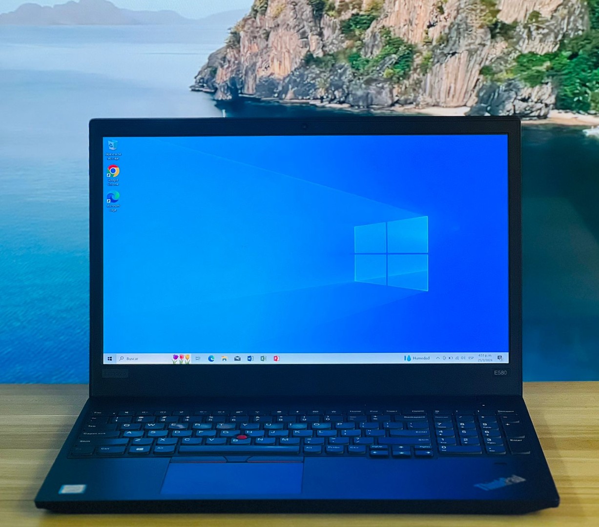 computadoras y laptops - laptop Lenovo thinkpad E580 core i5 8va gen 8GB Ram 128GB SSD 2