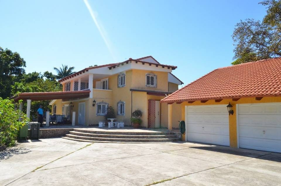 casas vacacionales y villas - VILLA EN VENTA EN PUERTO PLATA, REPUBLICA DOMINICANA. 3