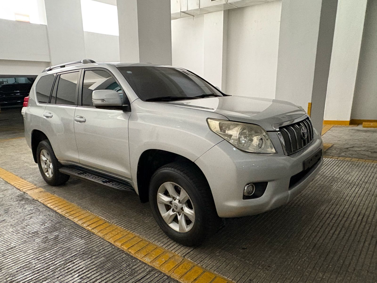 jeepetas y camionetas - Toyota land cruicer prado tx 2011 8