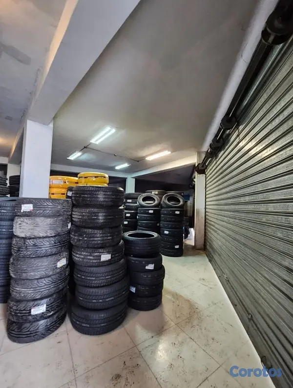 otros inmuebles - Nave Industrial de Alto Nivel en Venta-1,700 m² de 1